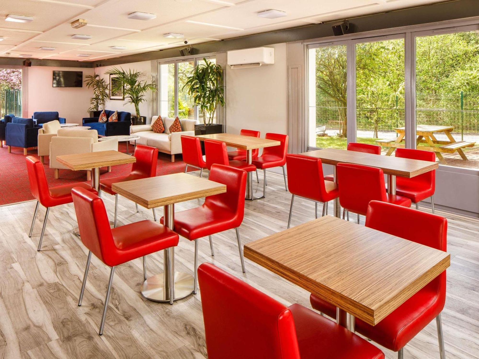 Ibis Coventry South Exterior foto